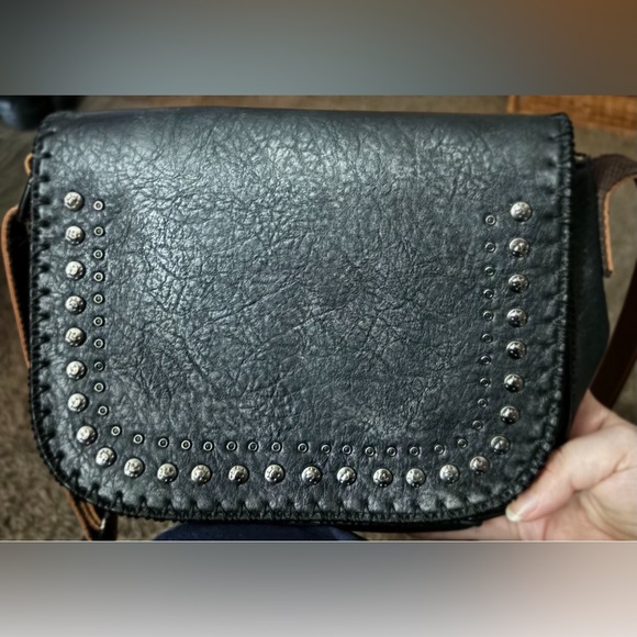 Hayden Harnett Alissa Black Crossbody/Shoulder Bag - Picture 4 of 15